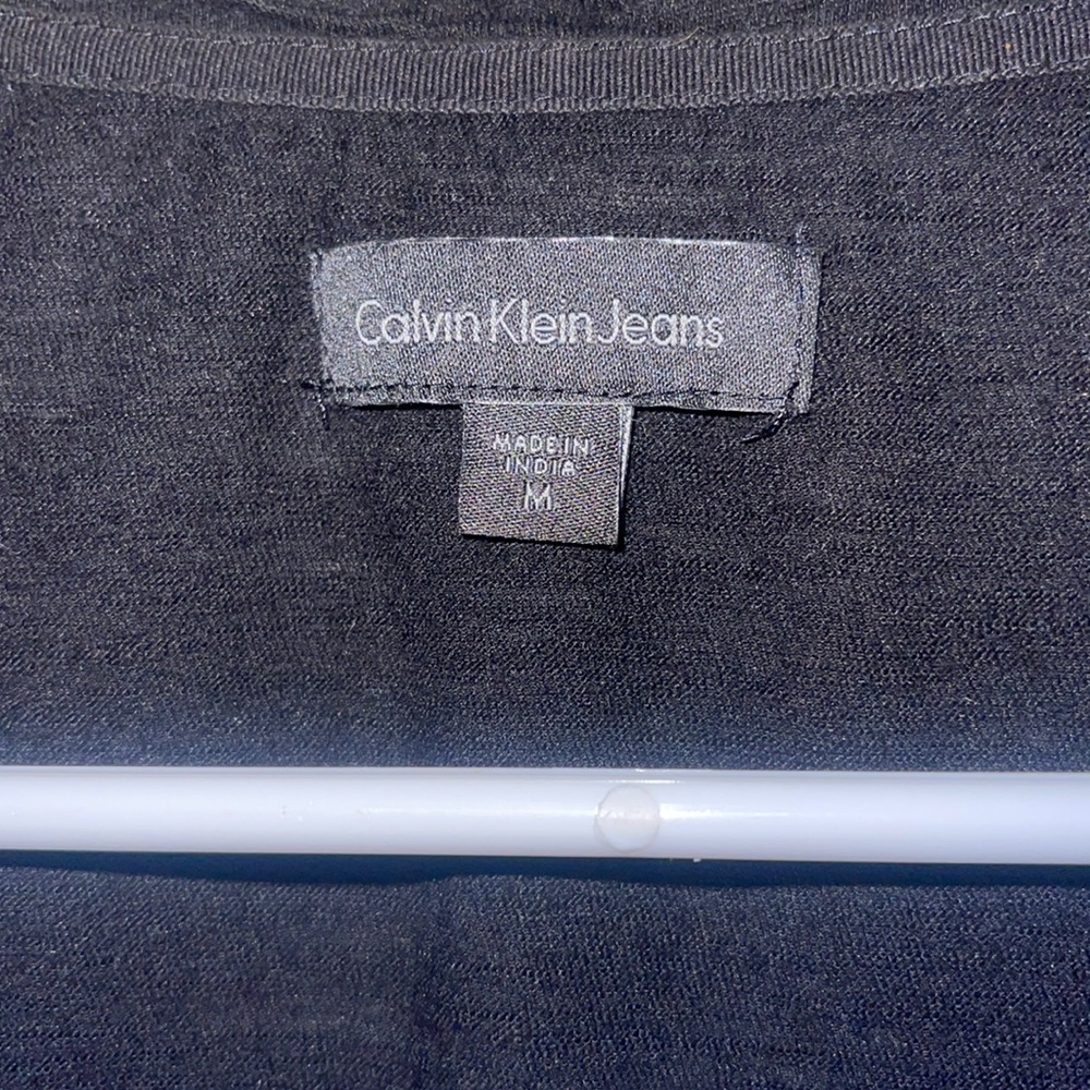 Calvin Klein - Picture 3 of 3